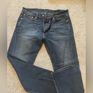 Levi, men’s jeans, dark wash, size 33x32